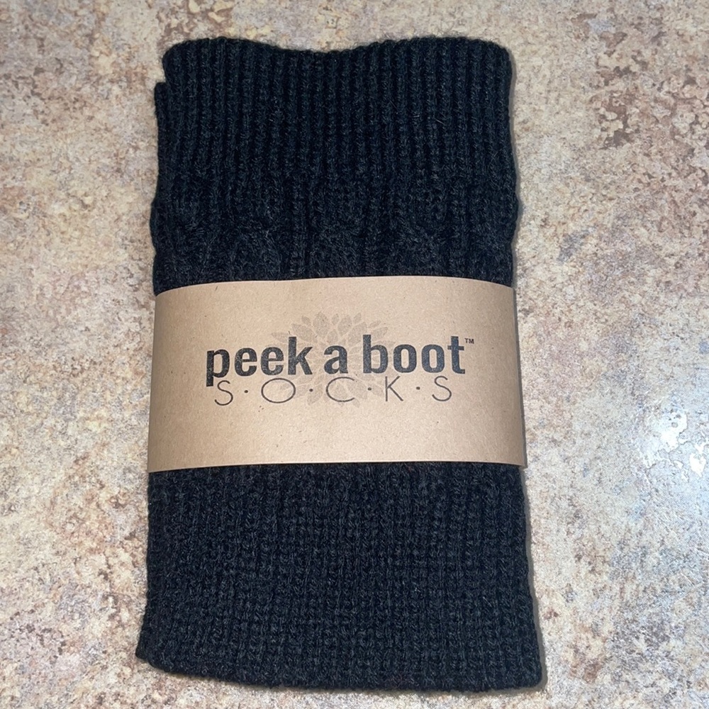 Peek a Boot Socks. 1 pair. Black. 100% Acrylic   NEW!